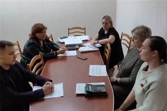 С заседания балансовой комиссии администрации города Шумерля