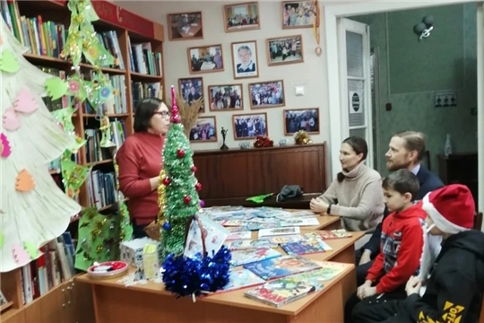 В центральной библиотеке им. Г. Н. Айги города Шумерля состоялось снежное ассорти «У наших зим – особенная прелесть».