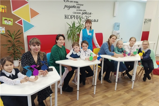 В консультативно-методическом центре «Мой семейный центр» Шумерлинского КЦСОН прошли первые семейные творческие выходные