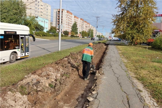 Дорожники приступили к ремонту тротуара на улице Орлова на Южном посёлке