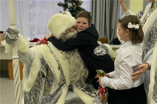 Для воспитанников Чебоксарского центра для детей-сирот и детей, оставшихся без попечения родителей, настало время новогодних чудес