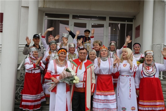 Семья Бурзуевых из д.Мокры Канашского района отметила золотую свадьбу