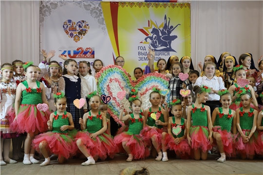 5 ноября в РДК села Комсомольское состоялся концерт, посвящённый Дню Матери