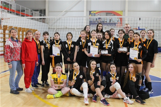 В ДЮСШ – ФОК «Атал» состоялся открытый волейбольный турнир среди женских команд 