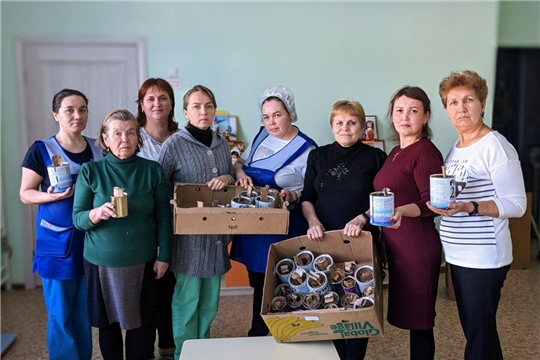 Работники МБДОУ "Детский сад "Сеспель" присоединились к всероссийской акции «Окопная свеча» и "Маскировочная сеть"