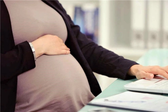 В Чувашии ежемесячное пособие для беременных в 2022 году назначено 2 464 женщинам