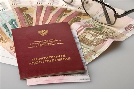 Норма о доплатах пенсионерам с иждивенцами действует с 2002 года