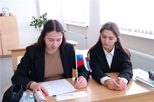 В школах района прошли внеурочные занятия по проекту «Разговоры о важном», посвященные символам России