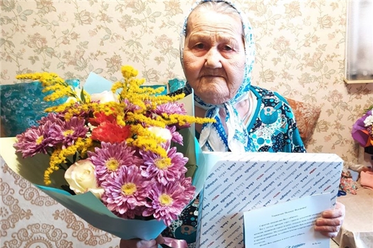 Жительница Ленинского района Надежда Тисенкина празднует свое 95-летие