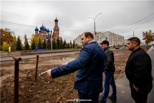 Денис Спирин проинспектировал пешим маршрутом ул. Гражданская