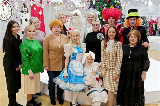 В Ленинском районе состоялась социальная новогодняя ёлка для детей из семей мобилизованных граждан