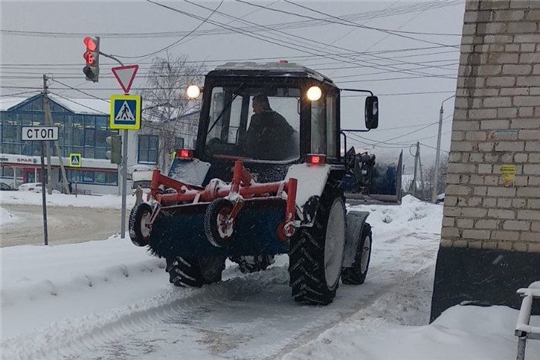 Уборка снега и наледи - первоочередная задача коммунальных служб