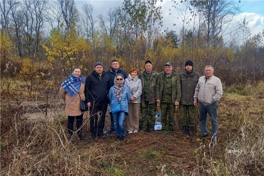 В Калужской области торжественно перезахоронили останки летчика-героя Александра Смольникова, уроженца деревни Ураково Мариинско-Посадского района