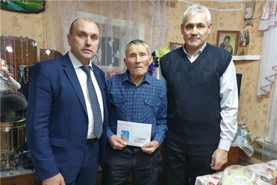 Ветеран войны Михаил Яковлев отметил 95-летний юбилей
