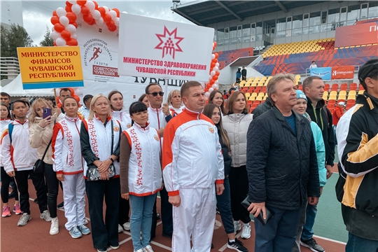 Команда Минздрава Чувашии приняла участие в 84-й легкоатлетической эстафете газеты «Советская Чувашия»