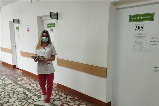 Молодые кадры пополняют штат Алатырской больницы
