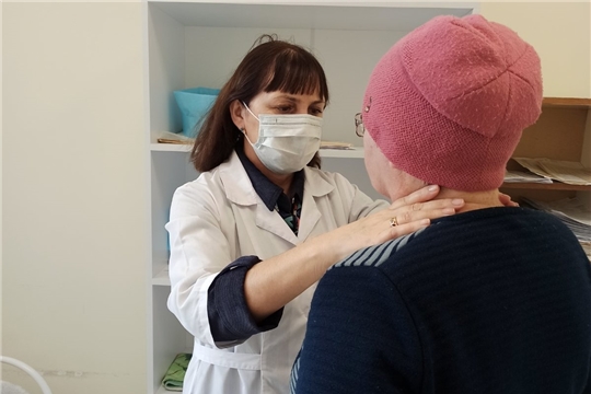 Узкие специалисты госпиталя ветеранов провели выездной приём в Ядринской ЦРБ