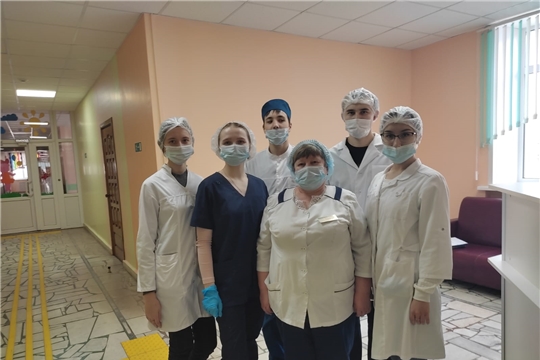 В Яльчикской больнице студенты проходят практику под руководством опытных наставников