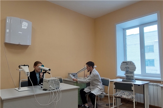 Дети Козловского муниципального округа проходят аппаратное лечение глаз, не выезжая из района