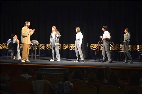 Русский драматический театр принял участие во Всероссийской акции «В первом ряду»