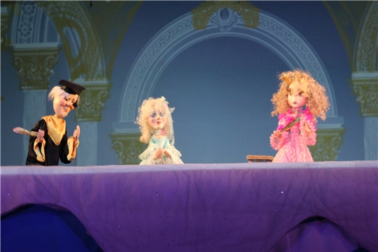 Премьера спектакля «Двенадцать месяцев» в Чувашском театре кукол 