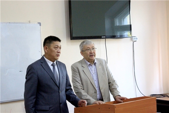 Профессор Института культуры Владимир Васильев прочитал лекцию в Кыргызском национальном университете 