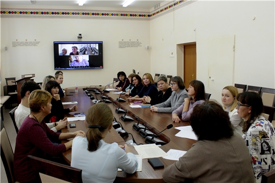 Проведен республиканский образовательный семинар для преподавателей домры, балалайки