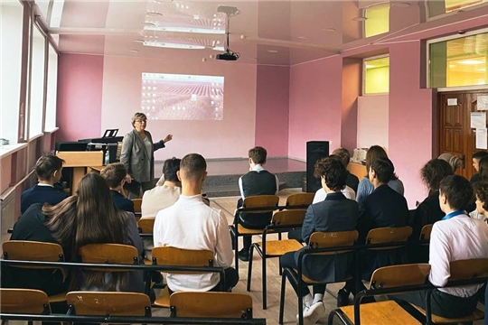 В Чувашской республиканской детско-юношеской библиотеке продолжается реализация программы культурных мероприятий «Пушкинская карта»