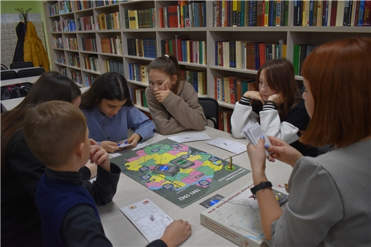 День памяти строителей Сурского и Казанского оборонительных рубежей провели в библиотеках республики