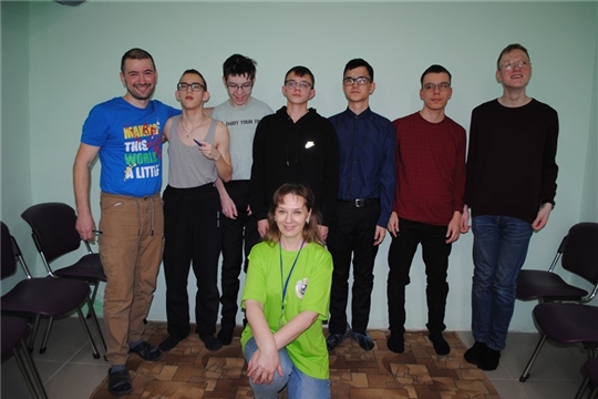 В спецбиблиотеке проходят познавательные квесты «Экспедиция вслепую» в рамках проекта «Пушкинская карта»