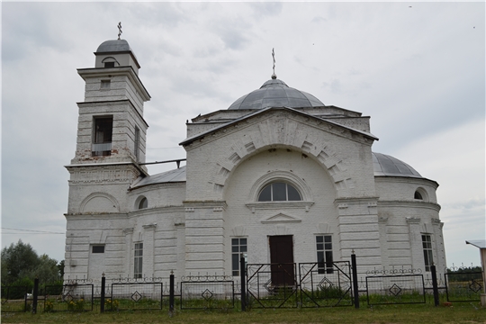 У Никольской церкви в селе Сиявы Порецкого района узаконен юридический статус