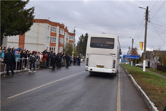 В Моргаушском районе проводили мобилизованных граждан