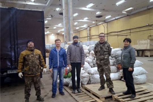 Акция "Своих не бросаем" в Моргаушском районе:  "жители Ильинского сельского поселения собрали 5 тонн овощей для российских солдат"