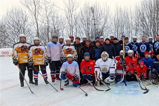Состоялся первый турнир по хоккею с шайбой среди взрослых команд «Кубок Героев Отечества»