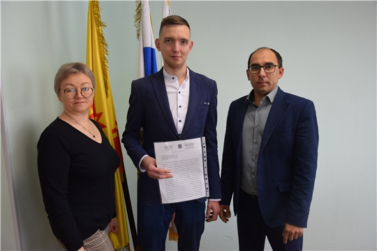 Дети-сироты и дети, оставшиеся без попечения родителей, улучшают жилищные условия