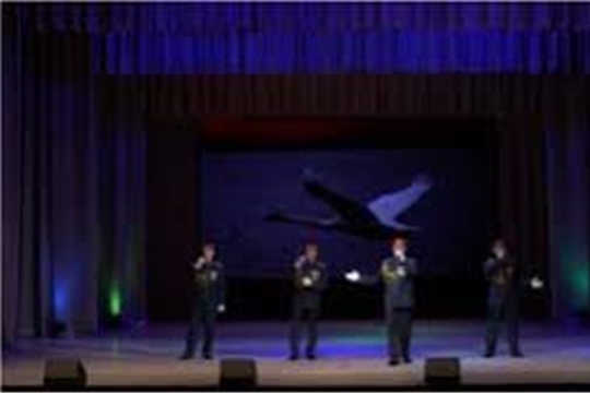 В Чебоксарах состоялся концерт «Своих не бросаем»