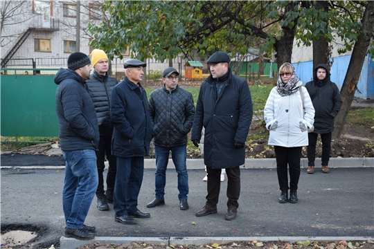 Обход территории в Чебоксарах: в центре внимания – благоустройство микрорайонов и подготовка к зиме