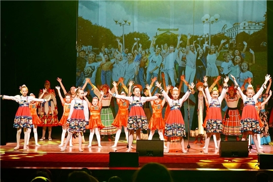 День народного единства в Чебоксарах: патриотические концерты, студенческие постановки