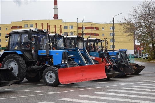 Зима-2022-2023: в Чебоксарах проверили готовность специальной техники к очередному сезону