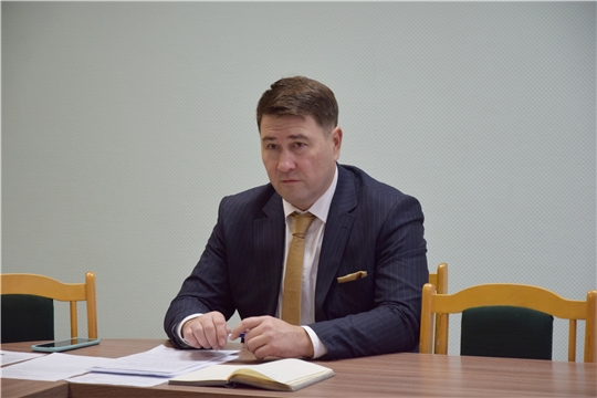 Муниципальные служащие рассмотрели актуальные вопросы предстоящей рабочей недели