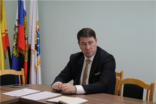 Надлежащее содержание территорий и новогоднее оформление г. Чебоксары обсудили с руководителями управляющих компаний