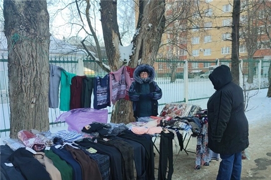 В Чебоксарах выявили факты нелегальной уличной торговли