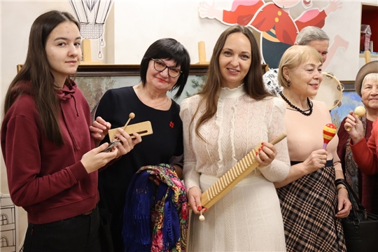 В Чебоксарах прошёл фестиваль национальных культур с русским колоритом