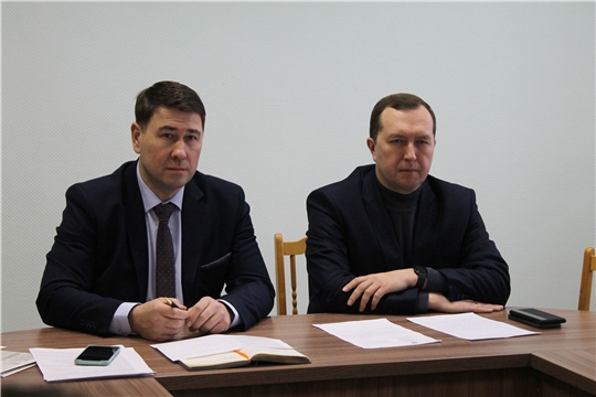 Обеспечение безопасности в новогодние и рождественские праздники обсудили с силовыми структурами г. Чебоксары
