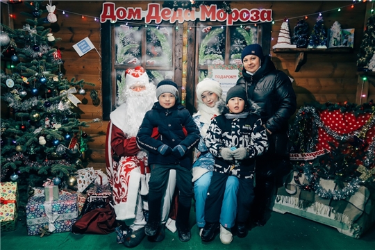 В Чебоксарах проводится конкурс семейных фотографий «Новый год в Амазонии»