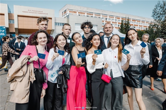 Денис Спирин поздравляет с Днем российского студенчества