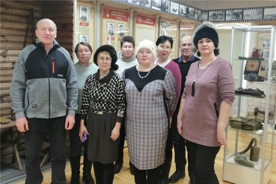 Порецкий историко-краеведческий музей и картинную галерею посетили работники ветслужбы округа