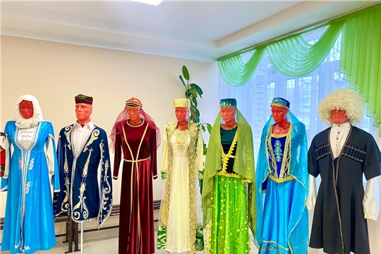 Дом Дружбы народов проводит III республиканский конкурс-выставку «Национальный костюм и современность»