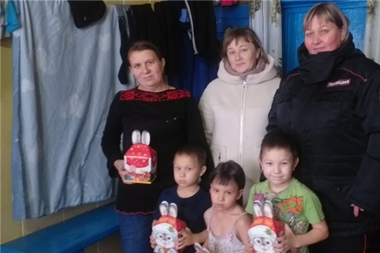 БУ «Шемуршинский ЦСОН" Минтруда Чувашии провели Акцию "Безопасное детство"