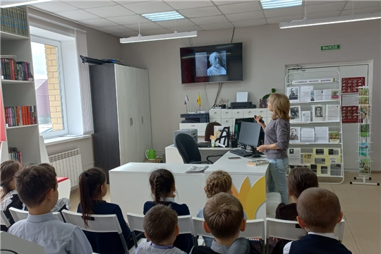 Час науки «Человек шагнувший к звёздам» прошел в Торханской сельской библиотеке